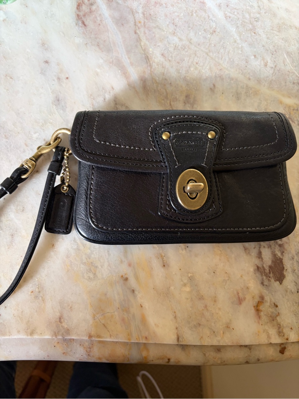 Coach Gigi Legacy 25th Anniversary Turn Lock Wristlet BLACK